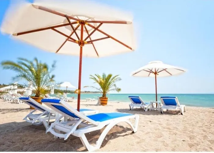 Апартамент Bayview Family Garden A1 Бургас